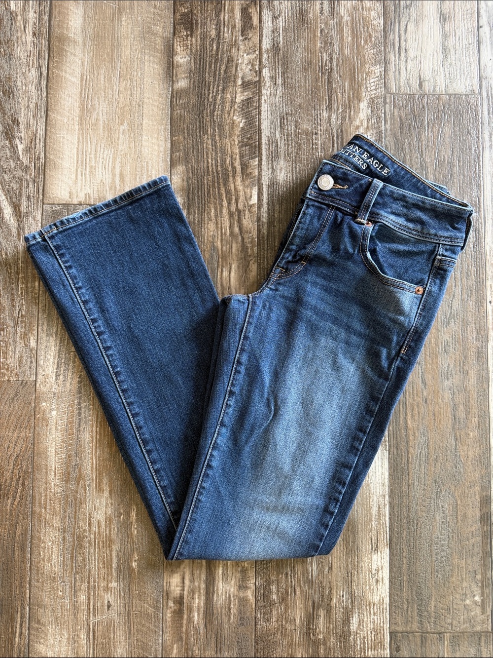American Eagle Dark Wash Mid-Rise Women’s Jeans